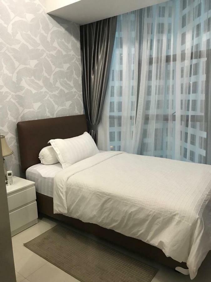 Luxury 2 Bedroom Condo At Casa Grande Residence - Kasablanka Mall ジャカルタ エクステリア 写真
